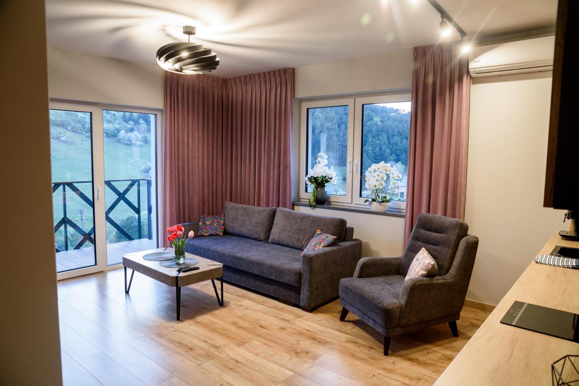 Apartamenty Trio Muszyna Esterno foto